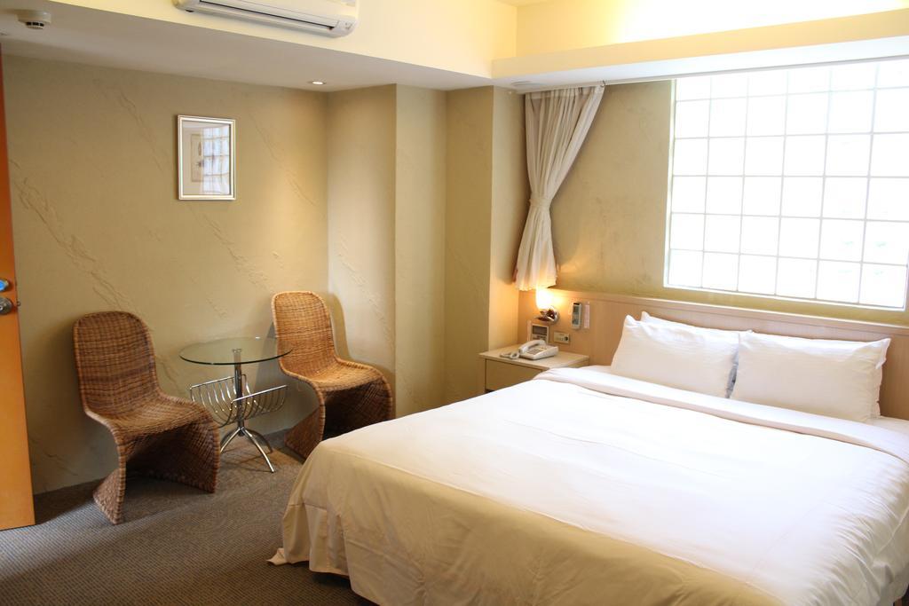 Blue Ocean Hotel Keelung Quarto foto